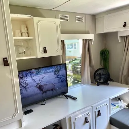 Mobile Home Holle Poarte Makkum Exterior photo