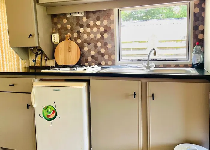 Mobile Home Holle Poarte Makkum